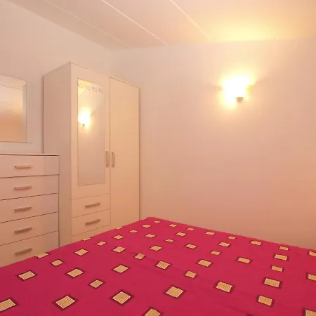 Apartman Doris 1558 Pula