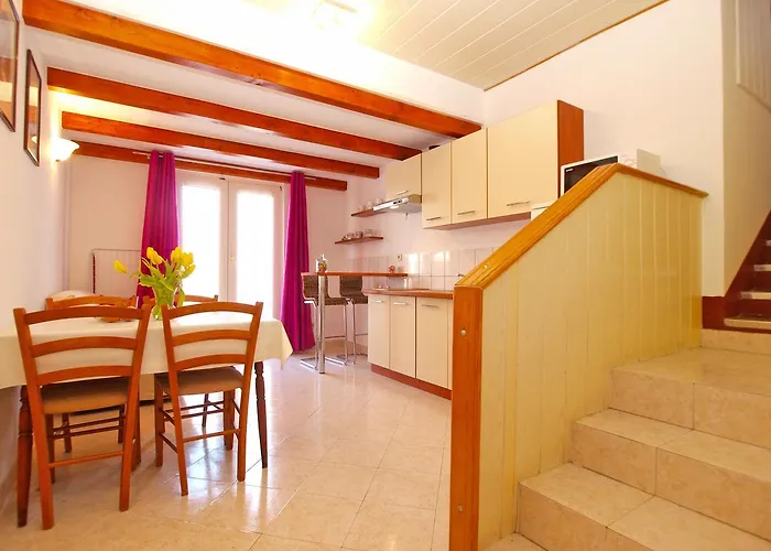 Doris 1558 Διαμέρισμα Πούλα